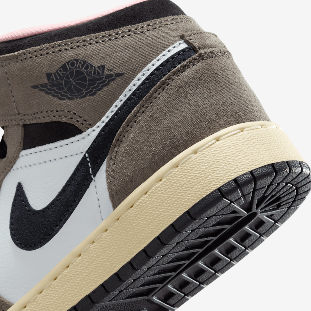 Air Jordan 1 Mid SE - Image 8