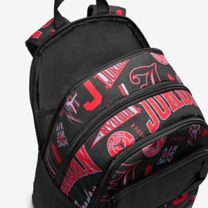 ESSENTIALSBACKPACK-17.png 106407
