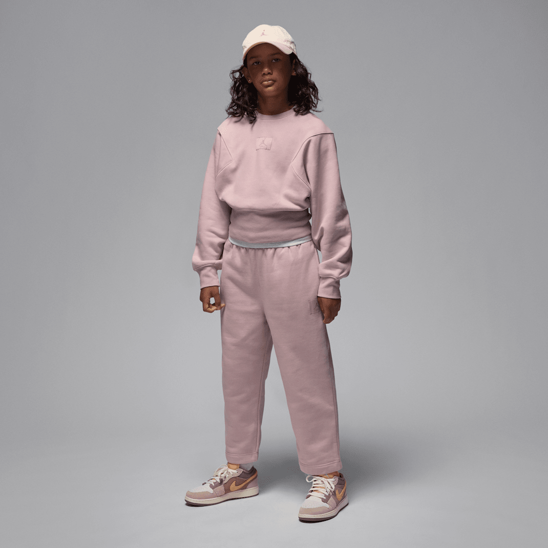 Jordan Flight Essentials - Image 9