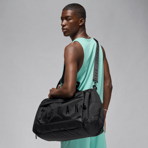 JAMVELOCITYDUFFLE-55.png 106674