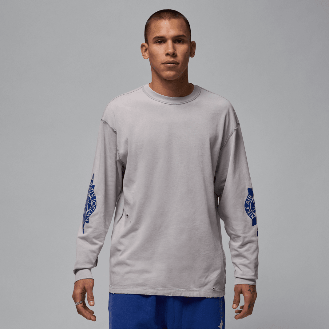 Light Smoke Grey/Deep Royal